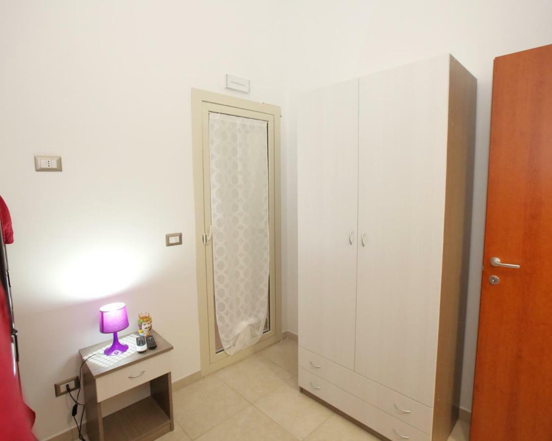 La Casa Di Cristina Lägenhet Avola Exteriör bild