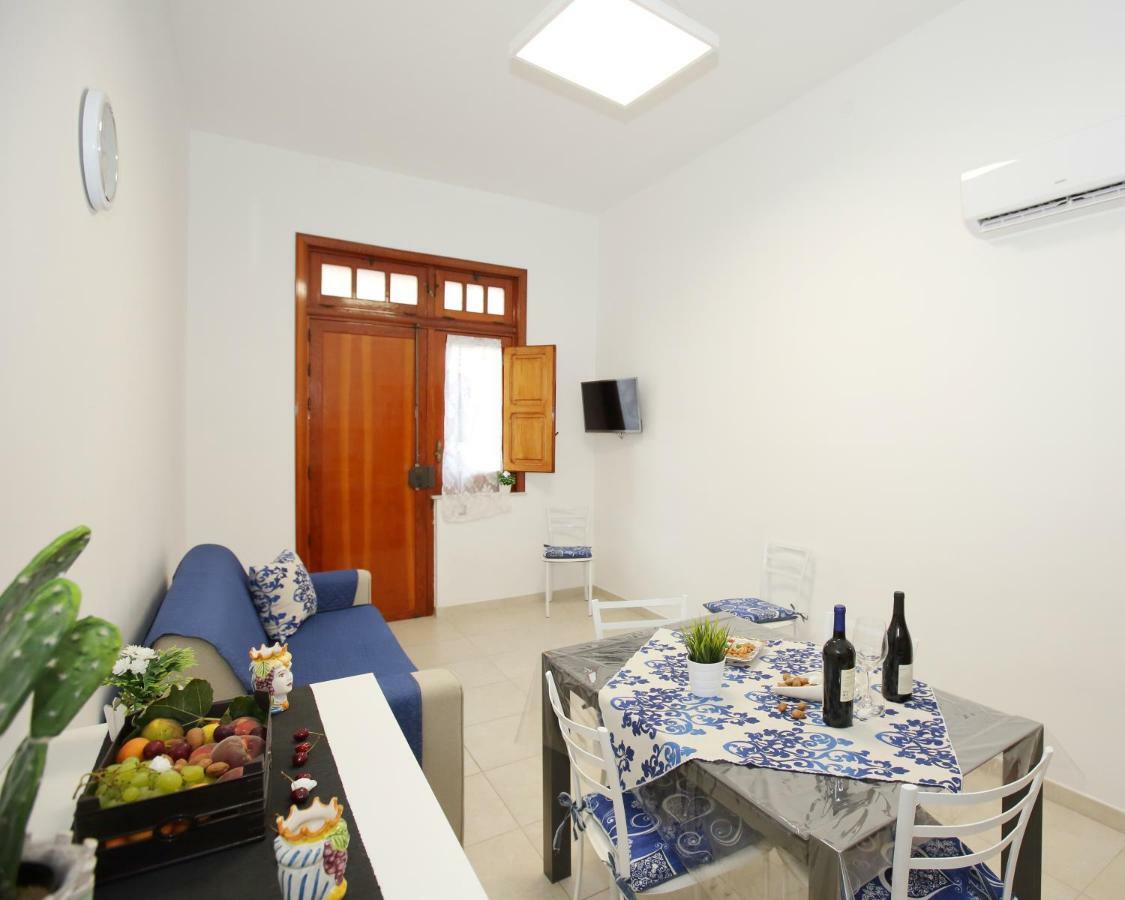 La Casa Di Cristina Lägenhet Avola Exteriör bild
